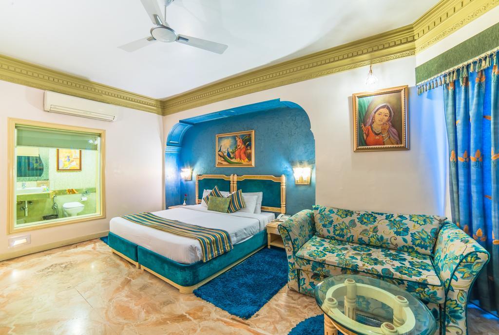 Hotel Hillock Маунт Абу Екстериор снимка